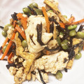 クックZFKRE9☆'s cooksnap of when they made 豆腐とひじきの炒め物.