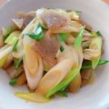 ☆３匹の子ぶた☆'s cooksnap of when they made フライパンdeねぎとこんにゃくピリ辛炒め.