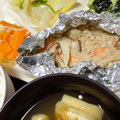 らとりー's cooksnap of when they made きのこたくさん！鮭のバターホイル焼き.