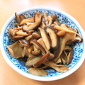 夕飯は６時です's cooksnap of when they made きのこの生姜煮….