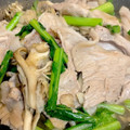 やよい・M's cooksnap of when they made ご飯がすすむ♪カブの葉と豚肉の胡椒炒め.