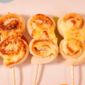 かえでママ！'s cooksnap of when they made 簡単♪ちくわ*マヨ粉チーズ焼き♡.