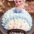 プルメリア0901's cooksnap of when they made 簡単　キャラ　ドームケーキ☆エルサ.