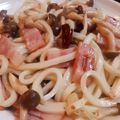 ぬかどこどん's cooksnap of when they made しめじとベーコンのペペロンチーノうどん.