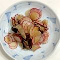 み1228's cooksnap of when they made 簡単‼ラディッシュの塩昆布和え！.