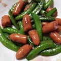 シェリングフォード's cooksnap of when they made スナップえんどうとウィンナー炒め.