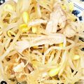 やえまりも's cooksnap of when they made さっぱり！ 鶏胸肉ともやしのおろしあえ.