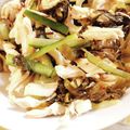 hitomi♪＊'s cooksnap of when they made 高菜の油炒めと鶏肉の和え物.