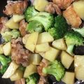 -nako-'s cooksnap of when they made アヒージョ風～鶏肉とブロッコリーポテト.