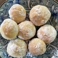 すずらんらん☆'s cooksnap of when they made 簡単☆子供と作るスノーボール♡材料3つ♡.