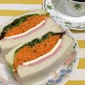 Etsu☆ko's cooksnap of when they made ニンジンラペでサンドイッチ.