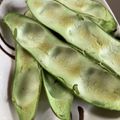 たかユーコ's cooksnap of when they made 空豆のさや捨てないで！一番美味しい.