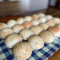 akiあき아키's cooksnap of when they made ゴマ丸パン.