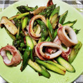 DORA＊DORA's cooksnap of when they made いかとアスパラの塩麹炒め QC.