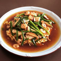 居酒屋まるみ's cooksnap of when they made サッポロ一番しょうゆdeとろみ海鮮焼き麺.
