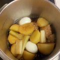 雨神's cooksnap of when they made 圧力なべでやわらか☆じゃがいもと豚の角煮.
