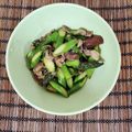にゃんこ社員's cooksnap of when they made 牛肉とアスパラときのこのオイスター炒め.