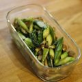 ガメコ's cooksnap of when they made スパイシー★アスパラとシメジのバター炒め.
