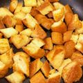 kochumam's cooksnap of when they made 余った食パンの耳で美味しい簡単ラスク☆.