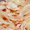 HEAVYGATE's cooksnap of when they made 新玉ねぎとカニカマの酢の物.