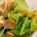 MULA's cooksnap of when they made 簡単！春キャベツとアミエビのさっと炒め.