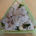 あゆたっくん's cooksnap of when they made 天かすと大葉とチーズのおにぎり.