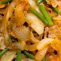 りんごまる、's cooksnap of when they made 簡単♪豚肉とニンニクの芽のキムチ風味炒め.