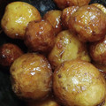 あかぷり's cooksnap of when they made 素揚げ新じゃがのめんつゆバター煮.