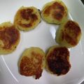 ☆あさ's cooksnap of when they made カレー味のチーズinいももち♪.