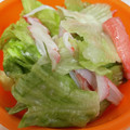 わたるんママ's cooksnap of when they made レタスときゅうりとカニカマのわさびサラダ.