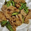 クックY08S17☆'s cooksnap of when they made 豚バラとブロッコリーのオイマヨ炒め.