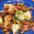 ごめっきー's cooksnap of when they made 舞茸とカマンベールチーズの簡単炒め.