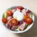 葵＊＊'s cooksnap of when they made カリカリベーコンと温玉のサラダ.