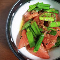 sunujiro's cooksnap of when they made 5分で簡単！トマトとニラのゴマおかか和え.