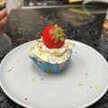 クックO6EQ5I☆'s cooksnap of when they made スポンジ・カップケーキ（苺・栗）♪.