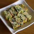 ガメコ's cooksnap of when they made ほうれん草とカニカマの玉子焼き.