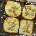Ruriluru's cooksnap of when they made 余った餃子の皮！照り焼きマヨピザ.