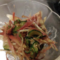 小太郎象さん's cooksnap of when they made きゅうりとみょうがのごま油和え.