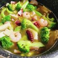 ちょ〜☆'s cooksnap of when they made エビタコブロッコリーの手抜きアヒージョ.