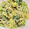あこ✾'s cooksnap of when they made もやしとほうれん草と卵のごまマヨサラダ.