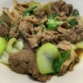 半熟王子's cooksnap of when they made 舞茸と牛肉のピリ辛アジアン焼きそば.