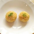 ケコハル's cooksnap of when they made お弁当☆卵1個で2個☆まん丸卵焼きボール.