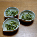 チコリママ's cooksnap of when they made ねばねば～♪新玉ねぎとめかぶの和え物.