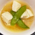 まめ郎's cooksnap of when they made ♦新玉ねぎ&絹さやのお味噌汁♦.