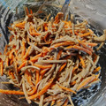 みこひろママ's cooksnap of when they made ごぼうときのこのごま味噌サラダ.