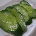 emiママ's cooksnap of when they made 辛くないきゅうりの辛子漬け.