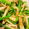 hiromi_ja's cooksnap of when they made 簡単！たけのこと竹輪の青椒肉絲風.