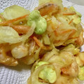 ♥︎atk♥︎'s cooksnap of when they made 春レシピ♪そら豆と新玉とエビのかき揚げ.