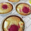 cacotan's cooksnap of when they made いちごとクリームチーズのふんわりマフィン.