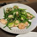 クロ８５'s cooksnap of when they made 海老ニラもやしのエスニック炒め.